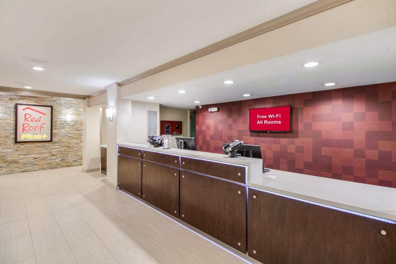 Red Roof Inn Plus+ Dallas - Адисън Екстериор снимка