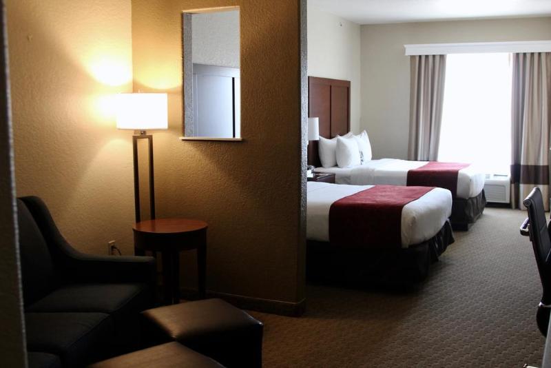 Red Roof Inn Plus+ Dallas - Адисън Екстериор снимка