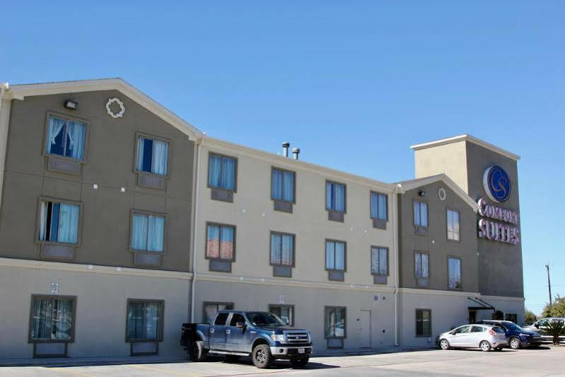 Red Roof Inn Plus+ Dallas - Адисън Екстериор снимка